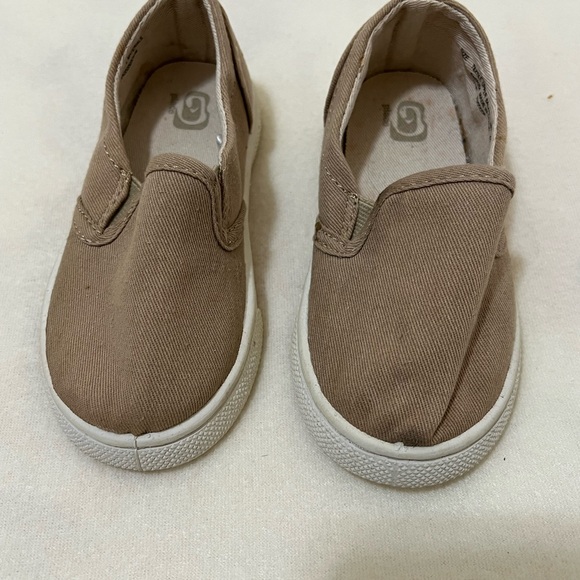 Bundle boys shoes various sizes, see pictures for sizes. - Picture 5 of 10